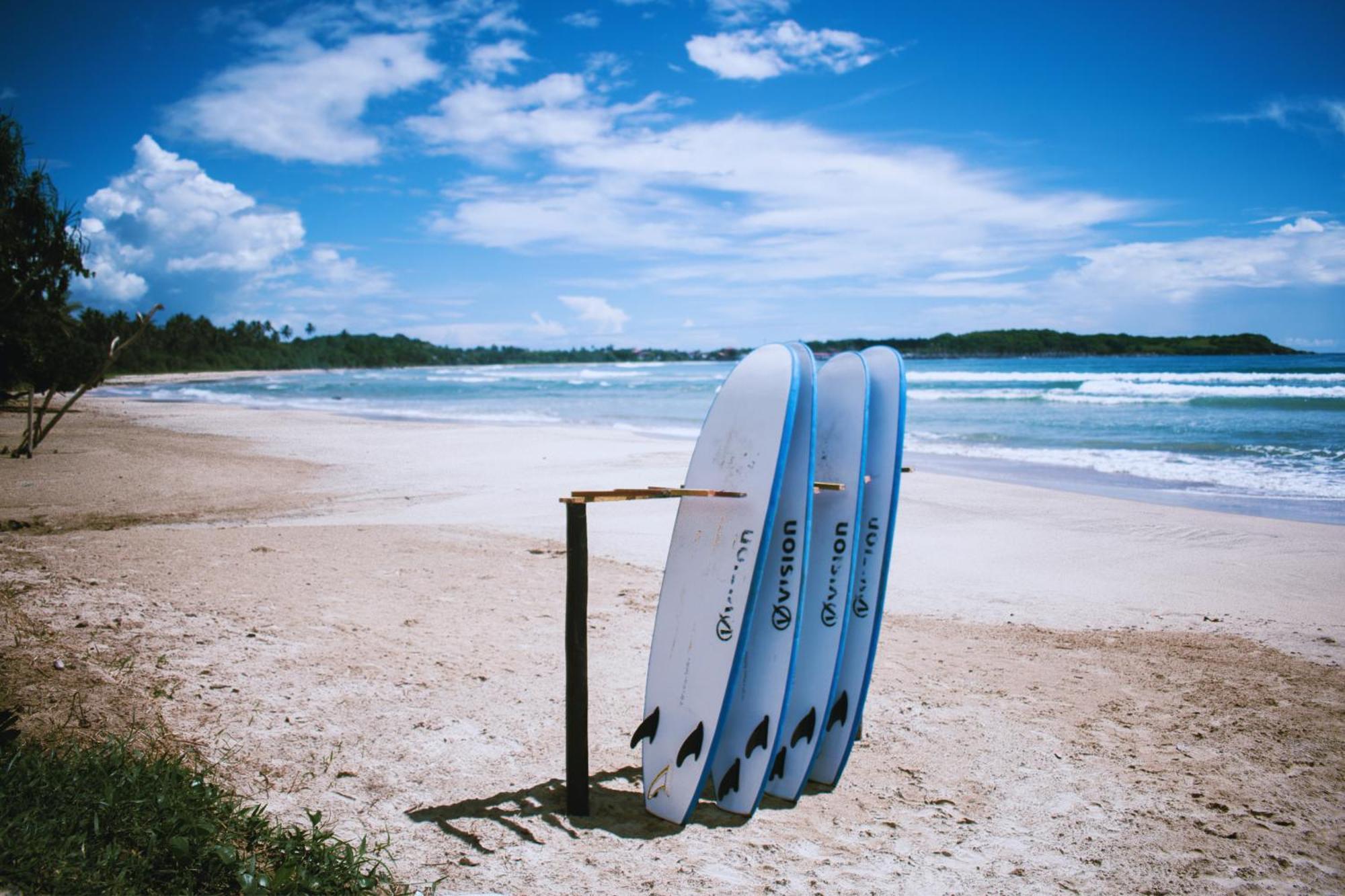 Calma - Surf, Yoga & Coffee On A Private Beach Dikwella Eksteriør billede