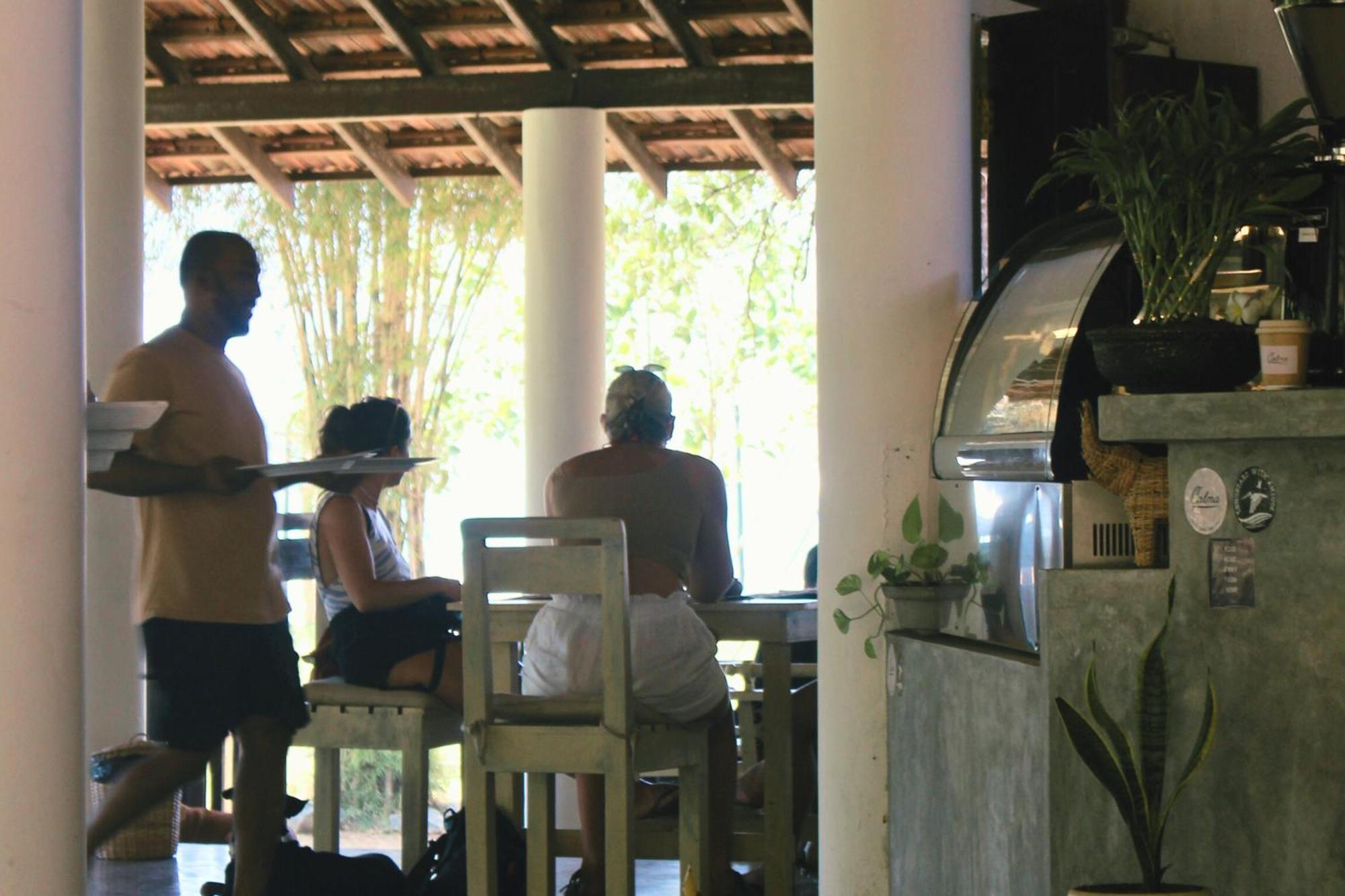 Calma - Surf, Yoga & Coffee On A Private Beach Dikwella Eksteriør billede